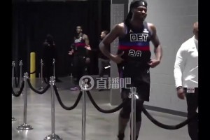 如今去灰熊！斯圖爾特此前被驅(qū)逐還放言：我被活塞選中就干這個(gè)的