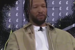 都說我少拿了1億？杰倫·布倫森：我只想穩(wěn)放兜里！未來不確定性