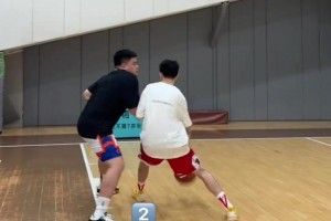 相比于小提琴變向，我更喜歡加蘭這一招！
